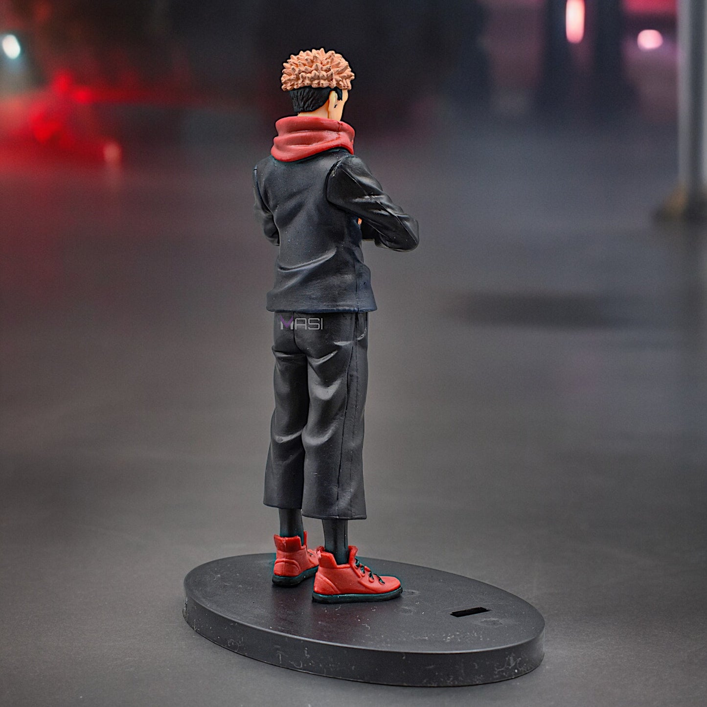 ITADORI ACTION FIGURE WITH STAND (18 CM HEIGHT) - JUJUTSU KAISEN