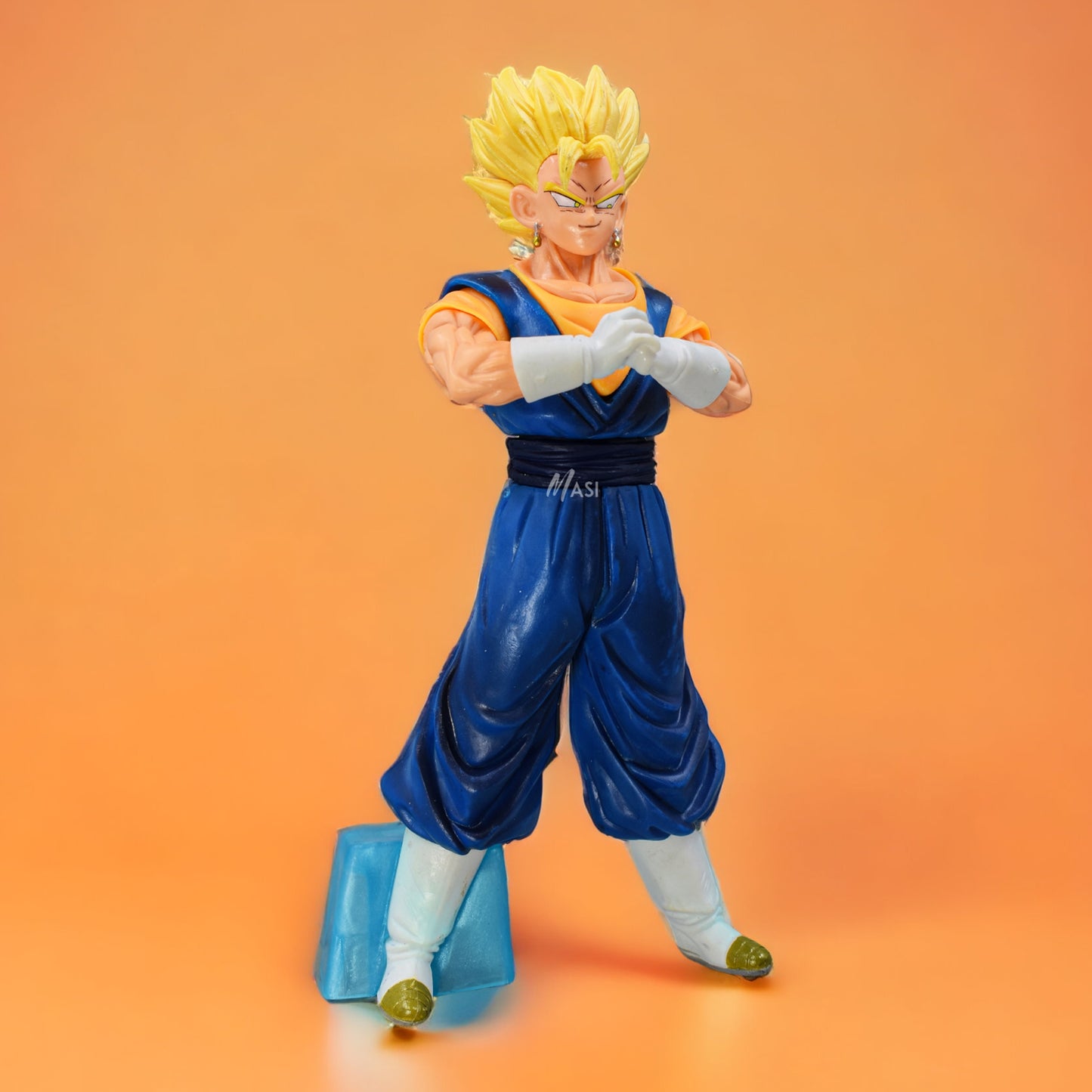 SSJ VEGITO ACTION FIGURE WITH STAND - DRAGON BALL Z