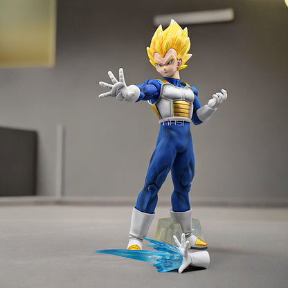 VEGETA EXCLUSIVE ACTION FIGURE WITH 2 REPLACEABLE HANDS (27 CM HEIGHT) - DRAGON BALL Z/SUPER