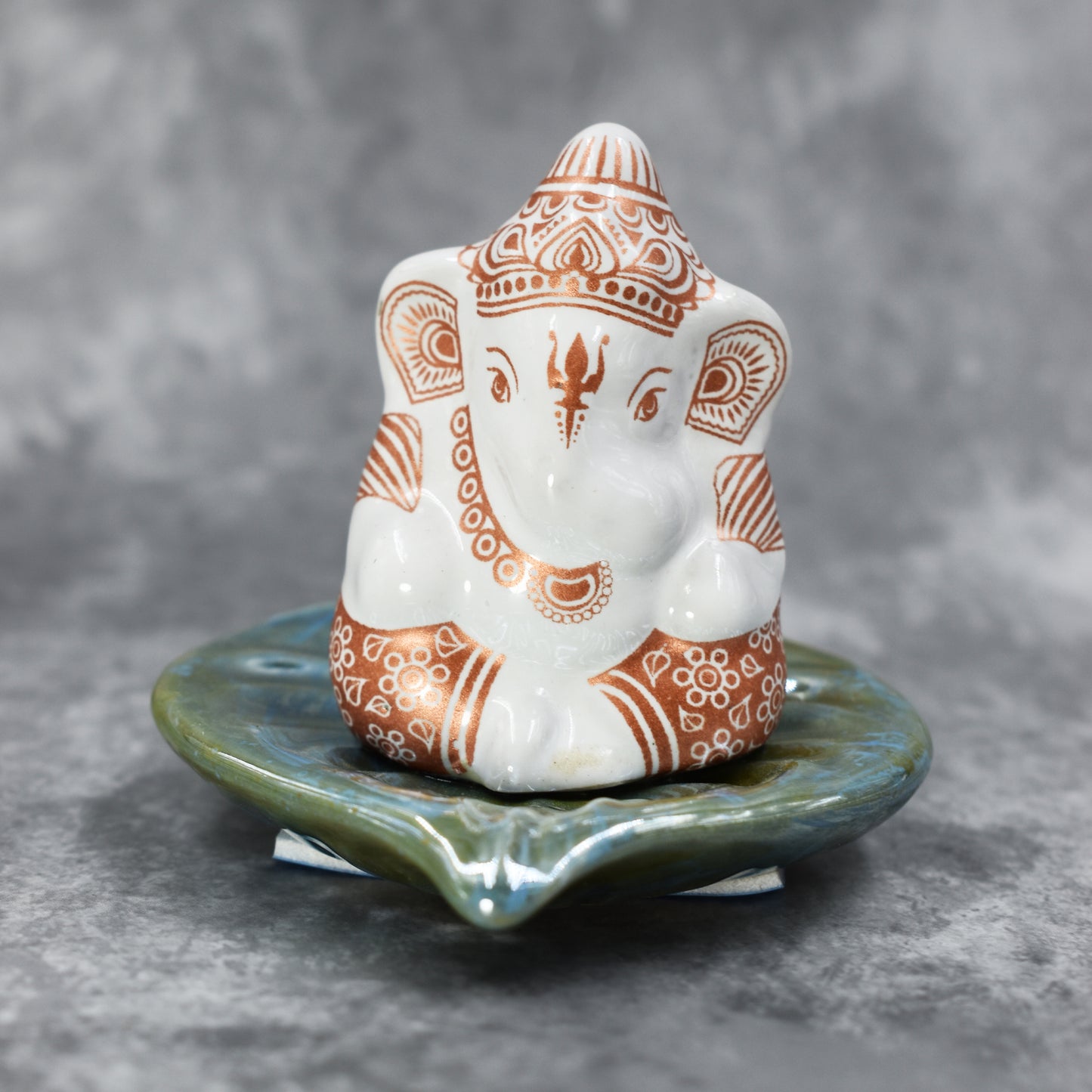 MARBLE GANESHA JI HOME DECORATION STATUE MURTI GOD IDOL STATUES FOR HOME, OFFICE & CAR DASHBOARD SMALL (6 CM HEIGHT) (GANESH JI)