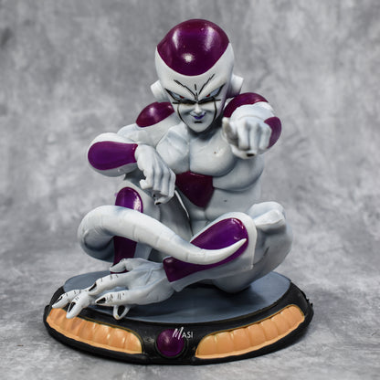 ULTIMATE FRIEZA SITTING ACTION FIGURE (14 CM HEIGHT) - DRAGON BALL Z