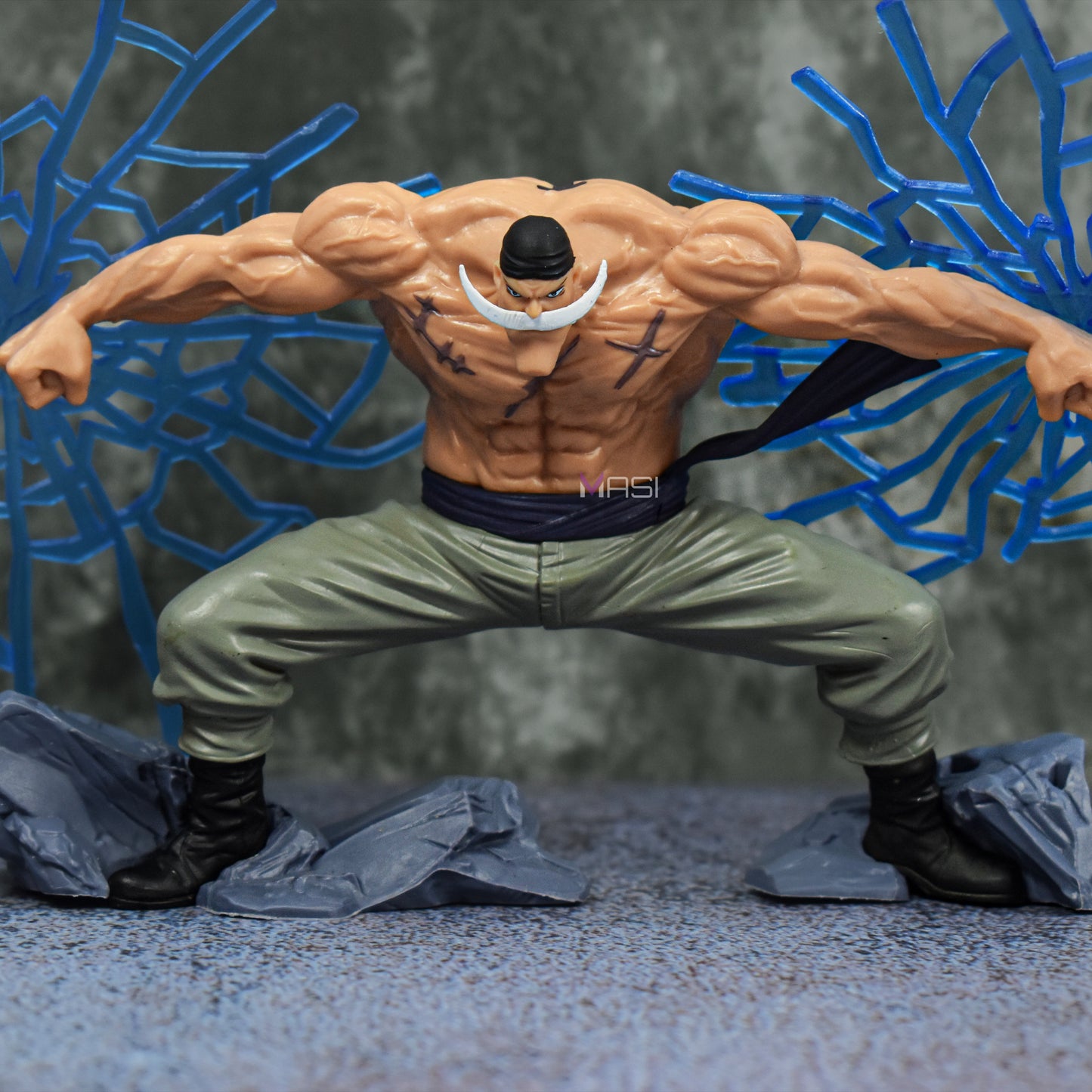 EDWARD WHITE BEARD EXCLUSIVE ACTION FIGURE - ONE PIECE