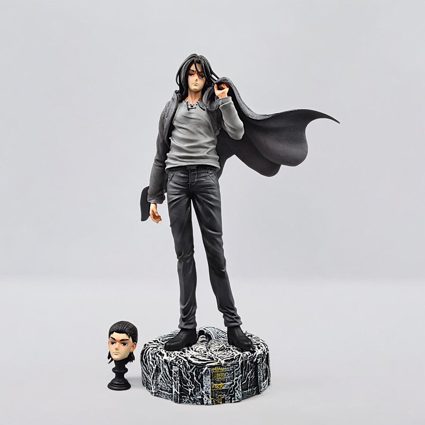 EREN YEAGER ICONIC ACTION FIGURE WITH 2 REPLACEABLE HEADS (30 CM HEIGHT) - ATTACK ON TITAN