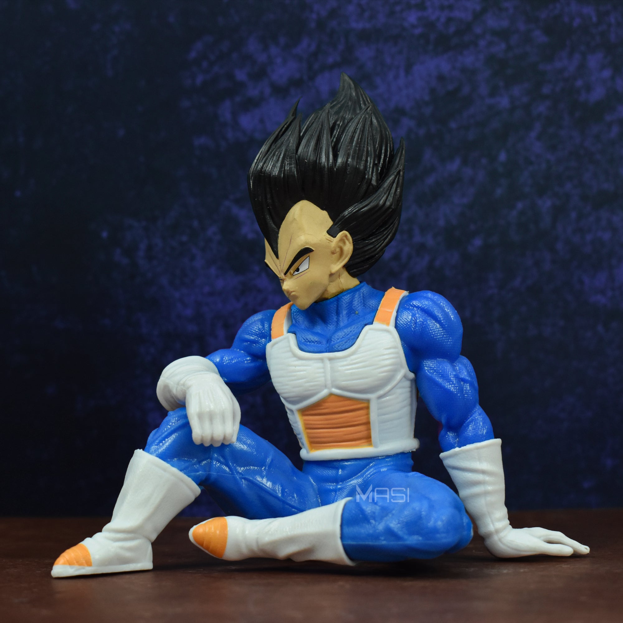 PRINCE VEGETA ICONIC SITTING ACTION FIGURE (16 CM HEIGHT) - DRAGON BALL Z