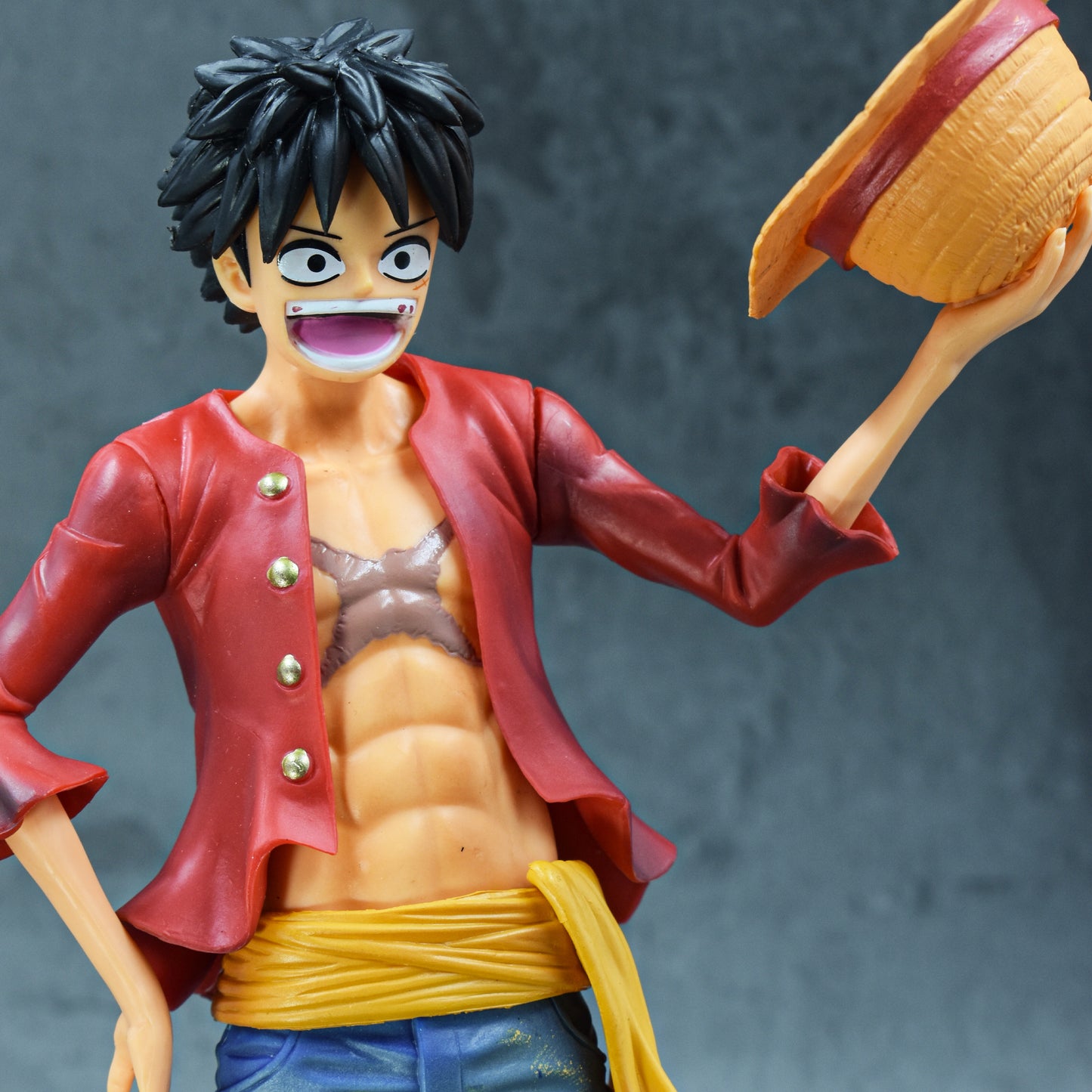 STRAW HAT LUFFY ONE PIECE ACTION FIGURE (25 CM)