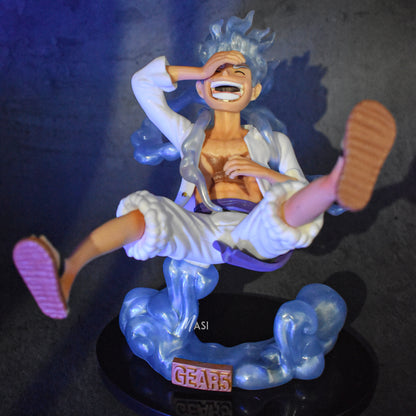 LUFFY GEAR 5 LAUGHING ACTION FIGURE (20 CM HEIGHT) - ONE PIECE