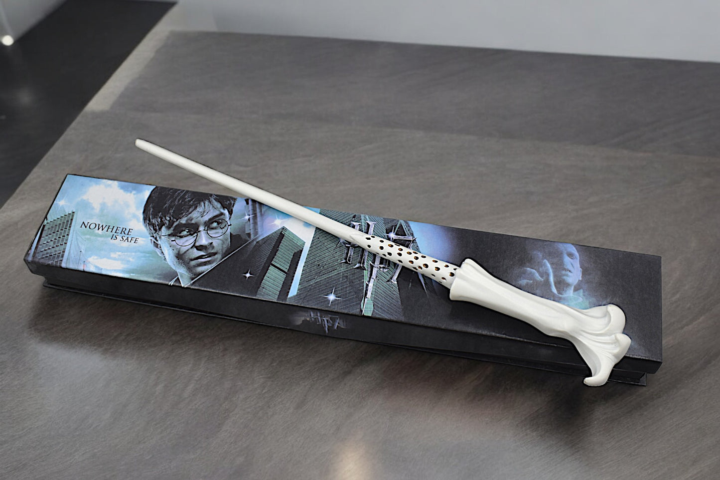 VOLDEMORT WIZARD WAND (ACTUAL SIZE) (35 CM LENGTH) - HARRY POTTER