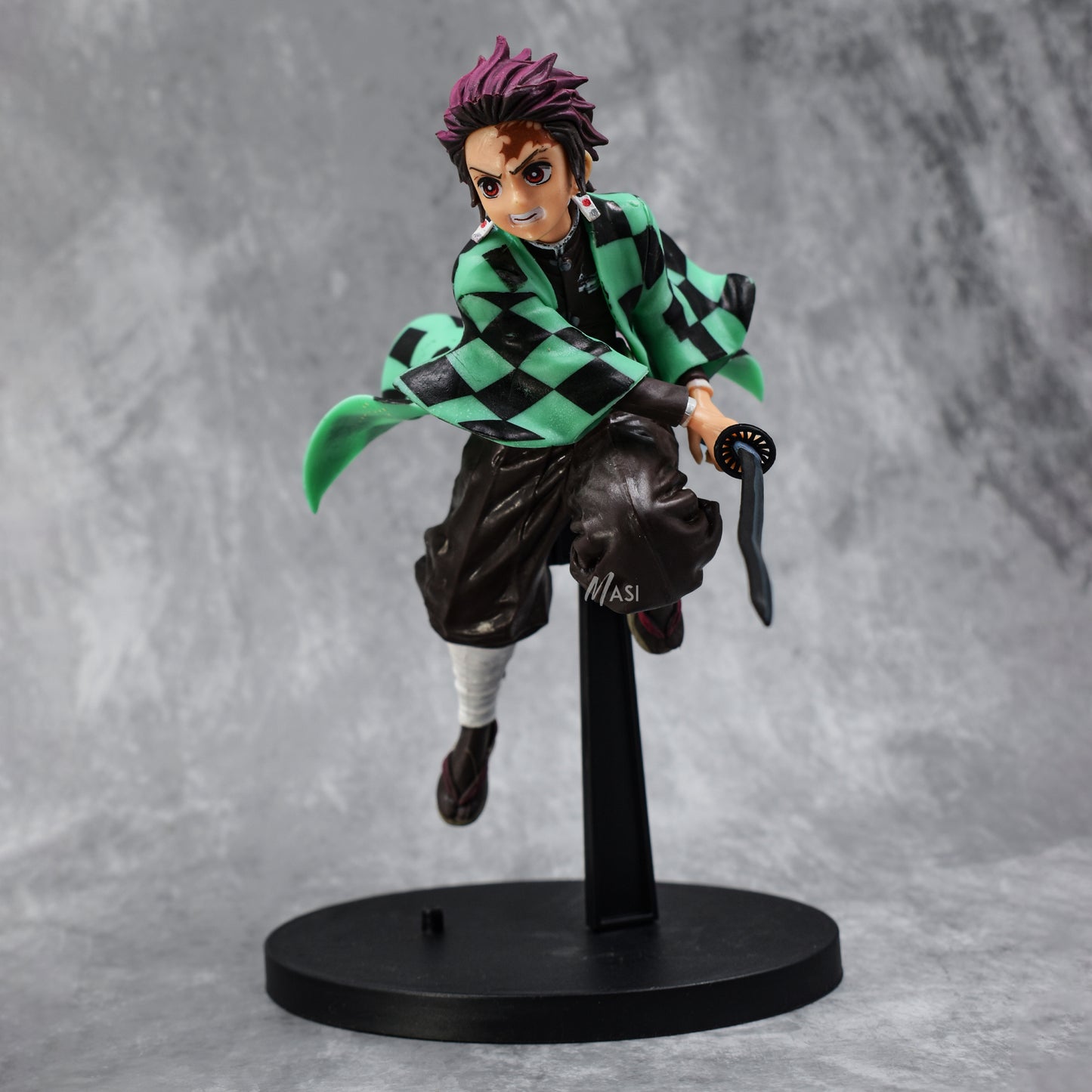 DEMONS SLAYER ANIME TANJIRO ACTION FIGURE WITH STAND 17 CM