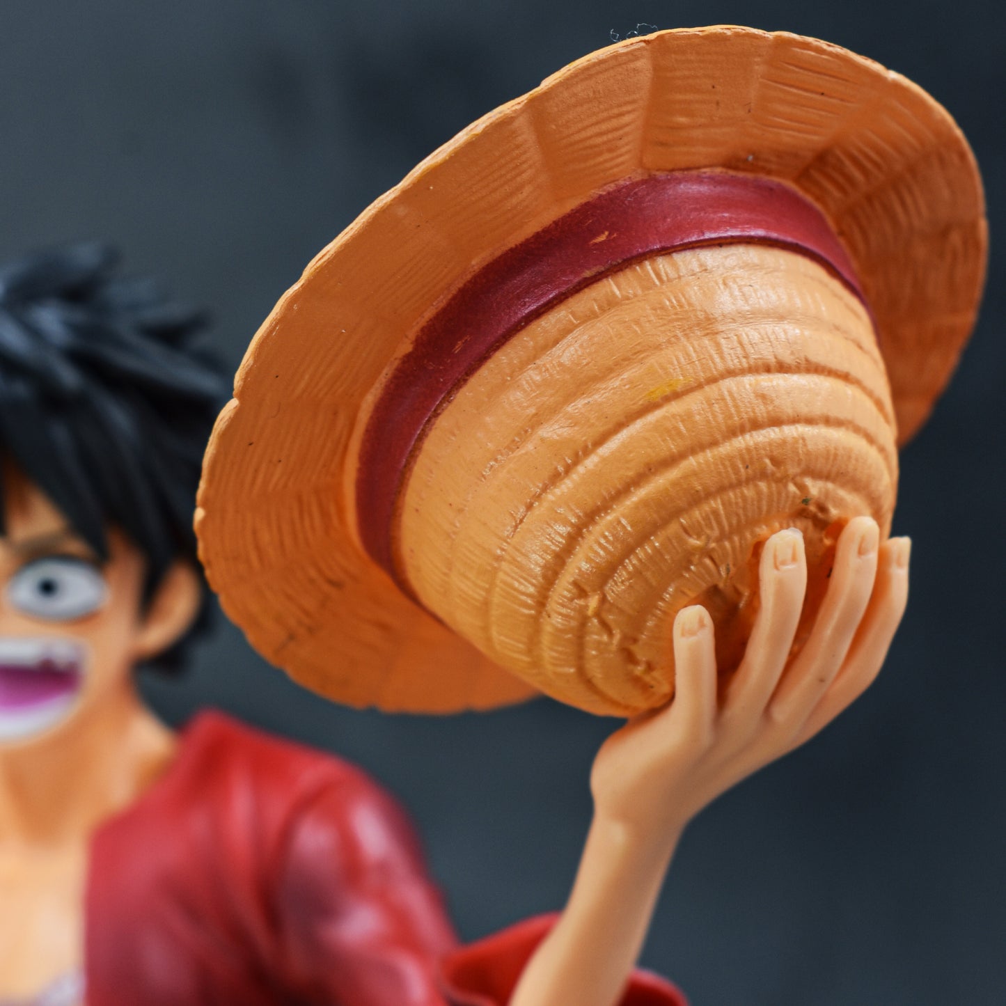 STRAW HAT LUFFY ONE PIECE ACTION FIGURE (25 CM)