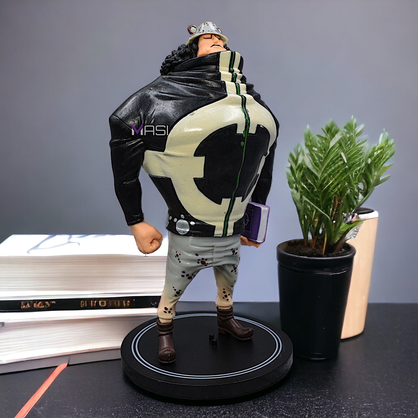 BARTHOLOMEW KUMA ACTION FIGURE WITH STAND (20 CM HEIGHT) - ONE PIECE