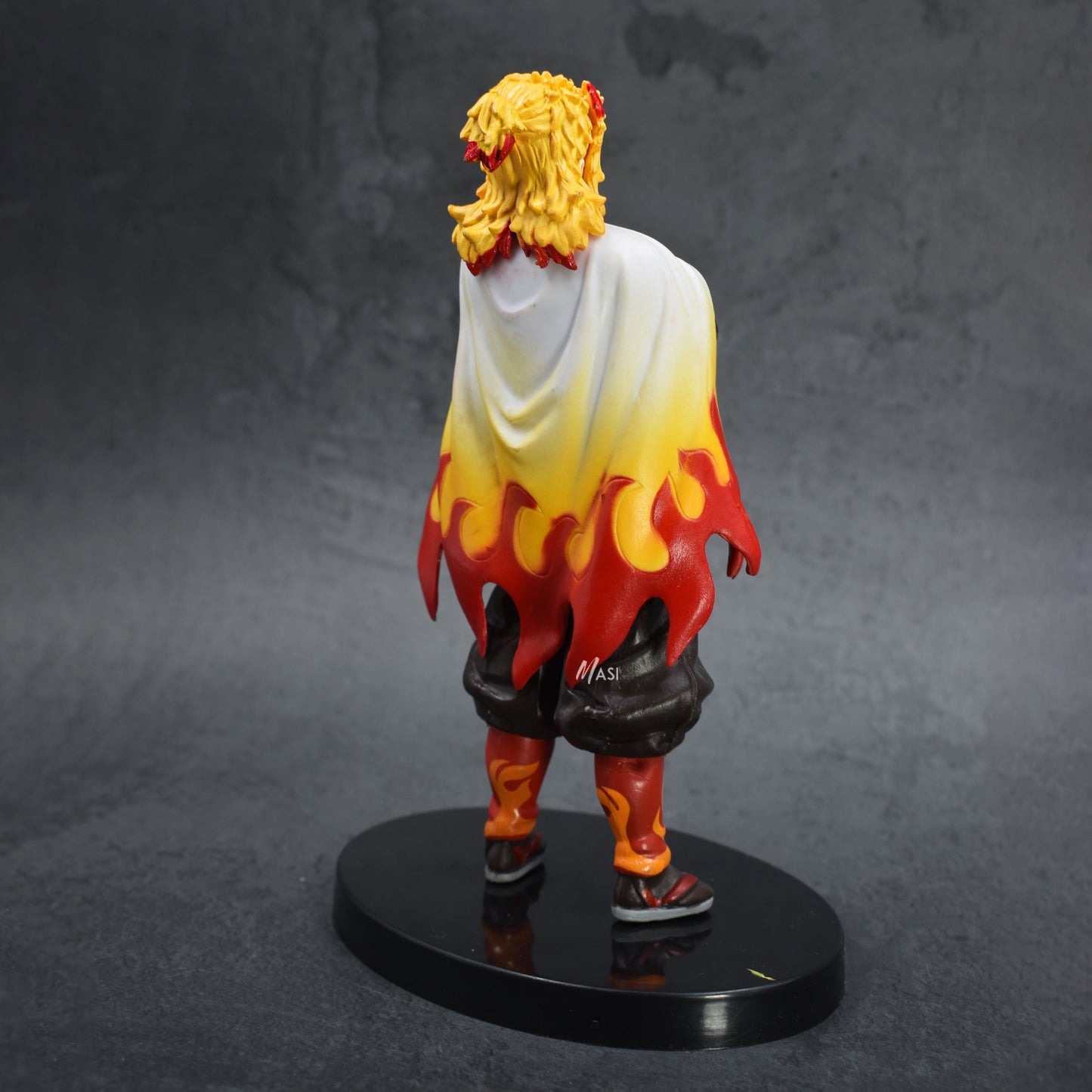 DEMON SLAYER ANIME HASHIRA ACTION FIGURE WITH STAND (RENGOKU 16 CM)