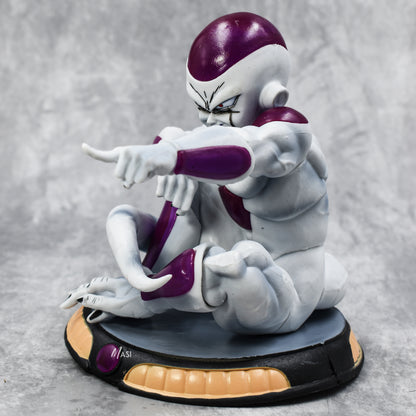 ULTIMATE FRIEZA SITTING ACTION FIGURE (14 CM HEIGHT) - DRAGON BALL Z